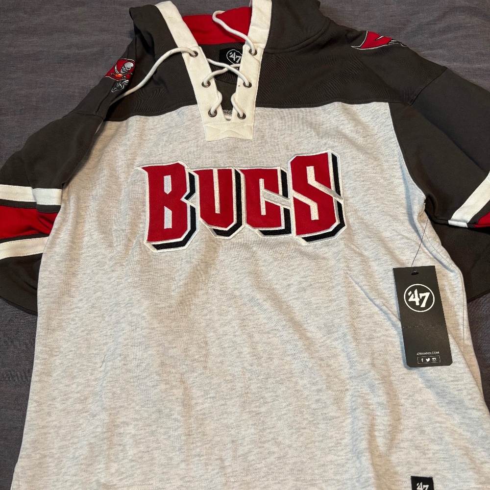 Men's '47 Gray Tampa Bay Buccaneers Gridiron Lace-Up - Pullover Hoodie Mens L